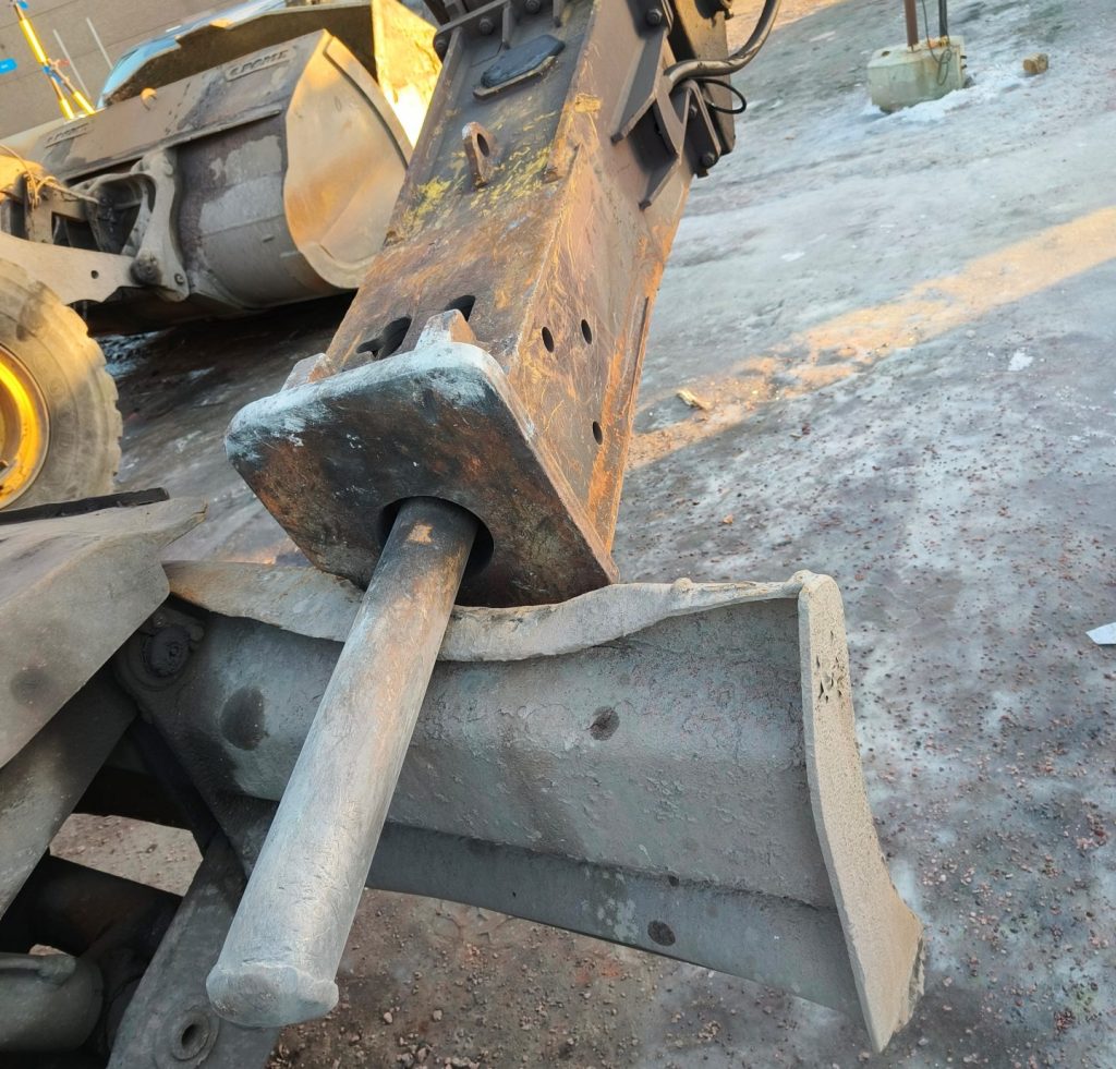 valtasiirto Marakon toimittanut Valtasiirrolle hydrauliset iskuvasarat